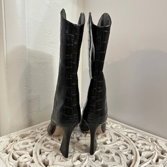 Schutz Alyah boot in embossed croc black 8 - Picture 5 of 9